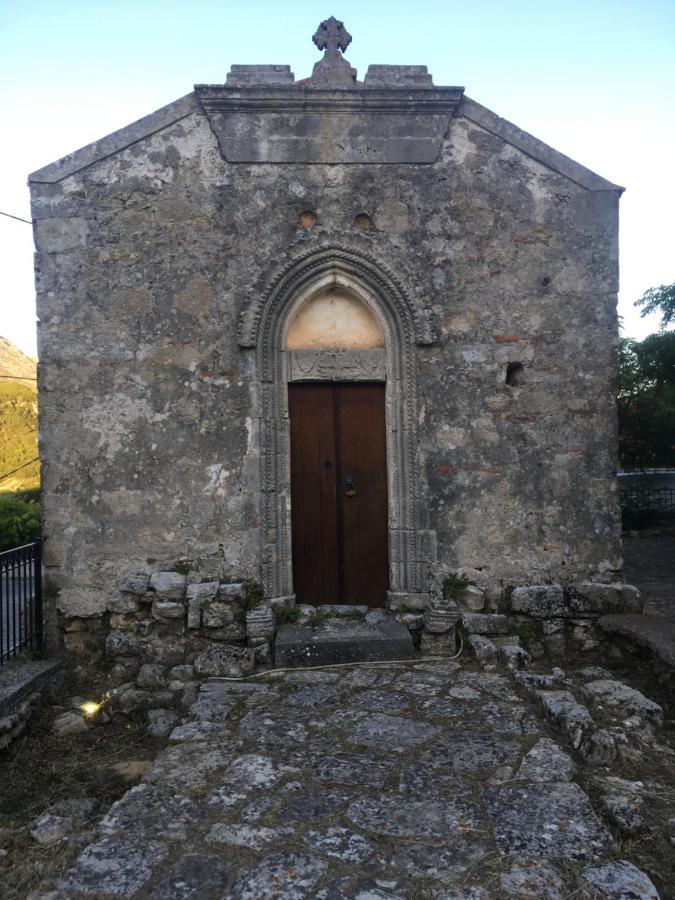 Fourfouras Cottage Exterior photo